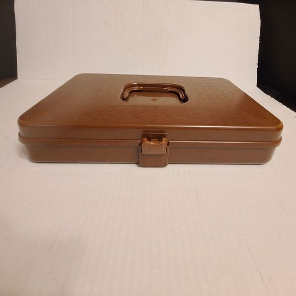 Vintage Plastic Thread Bobbin Spool Holder Sewing Box -B1 Wilson Wil-hold Brown - Picture 4 of 5